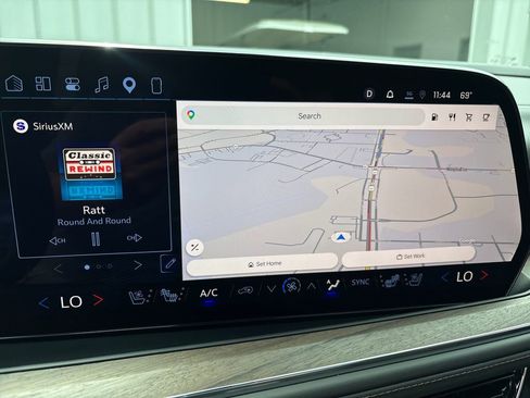 Certified 2026 Chevrolet Tahoe High Country AWD/4WD image 33