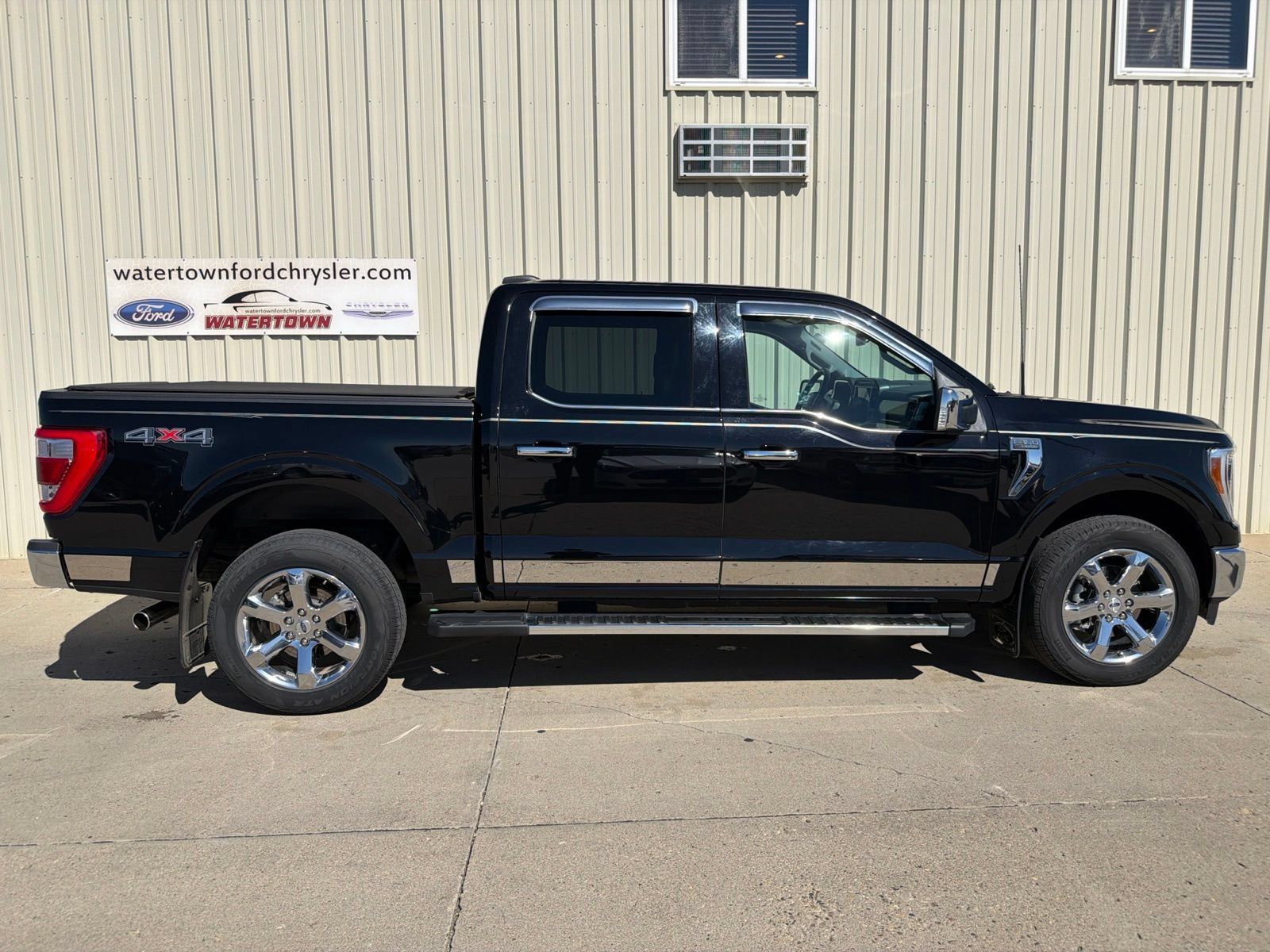 Used 2023 Ford F150 Lariat w/ Equipment Group 502A High AWD/4WD image 1