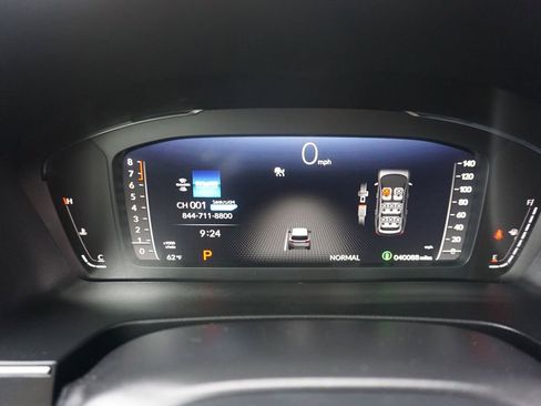 Used 2024 Honda Pilot Elite image 7