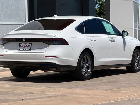 Used 2025 Honda Accord EX-L image 4