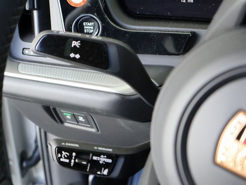 New 2025 Porsche Cayenne S image 34