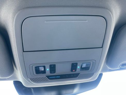 Used 2023 Ford Explorer XLT w/ Equipment Group 202A AWD/4WD image 52