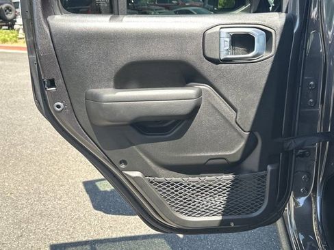 Used 2024 Jeep Wrangler Unlimited Rubicon 4xe w/ Technology Group image 26