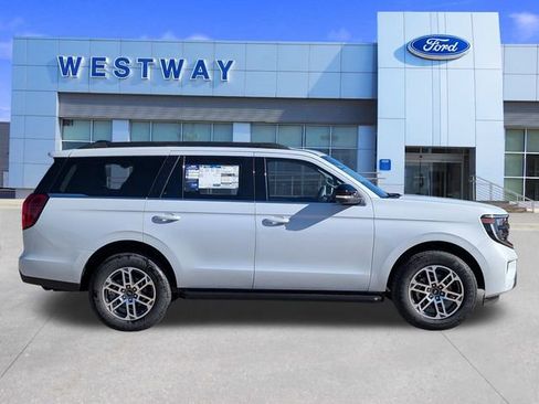 New 2025 Ford Expedition Max Active image 26