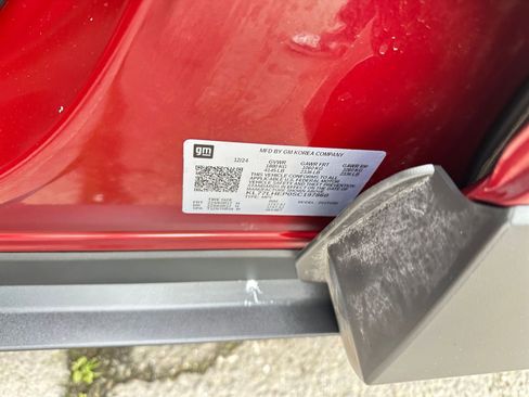 Used 2025 Chevrolet Trax LT image 52