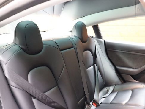 Used 2023 Tesla Model 3 Standard Range image 55