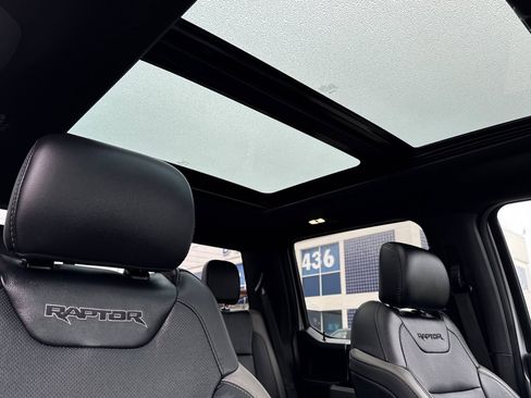 Certified 2018 Ford F150 Raptor w/ Equipment Group 802A Luxury image 17