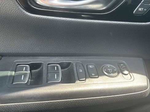 Used 2024 Honda CR-V EX-L image 13