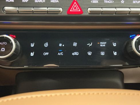 Used 2026 Hyundai Palisade Calligraphy AWD/4WD image 18