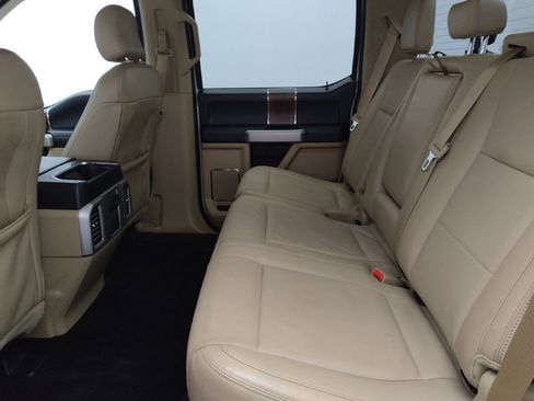 Used 2015 Ford F150 Lariat image 18