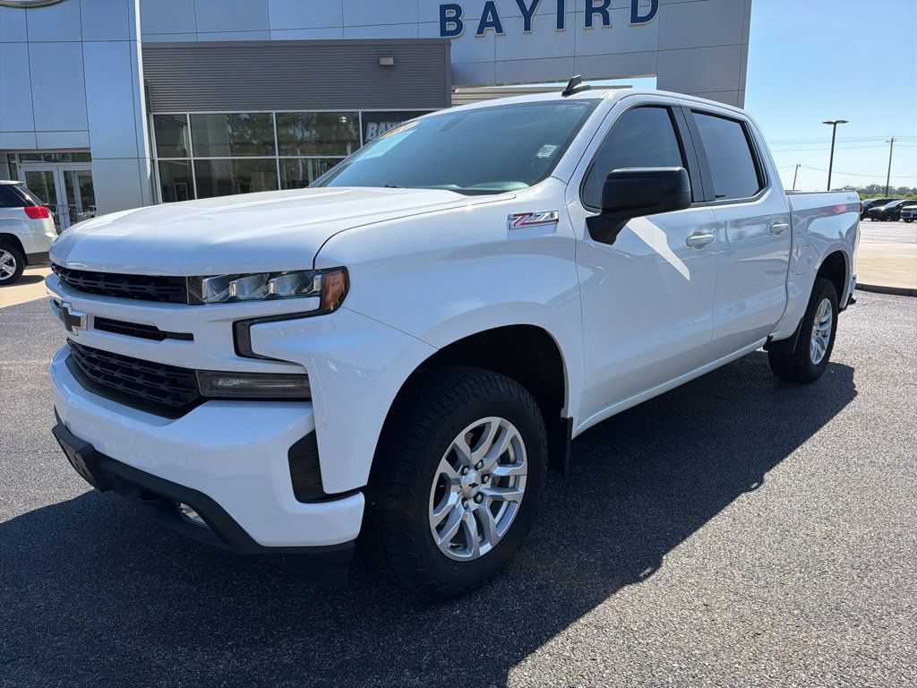 Used 2020 Chevrolet Silverado 1500 RST AWD/4WD image 2