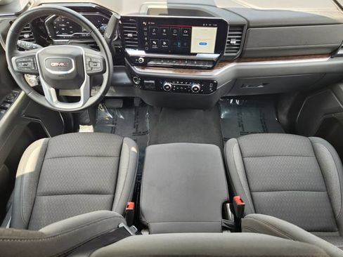 Used 2024 GMC Sierra 1500 Elevation AWD/4WD image 18