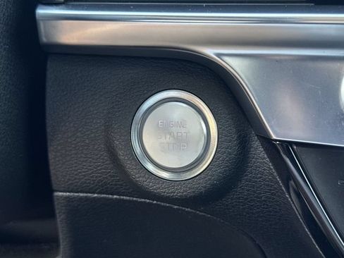 Used 2024 Kia Telluride SX Prestige AWD/4WD image 17