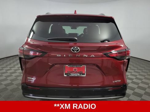 Used 2026 Toyota Sienna Limited FWD image 7