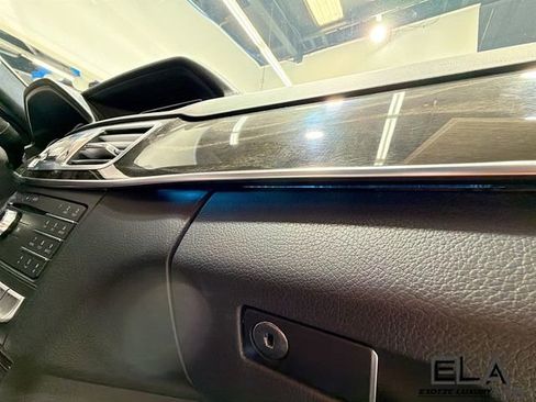 Used 2016 Mercedes-Benz E 400 Sedan image 39