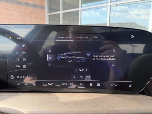 Used 2025 Audi Q5 Premium AWD/4WD image 27
