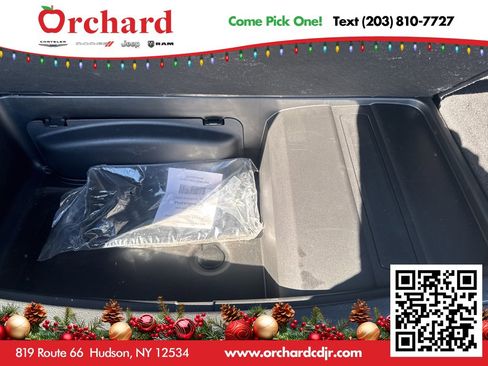 Used 2024 Dodge Durango R/T w/ Blacktop Package image 36