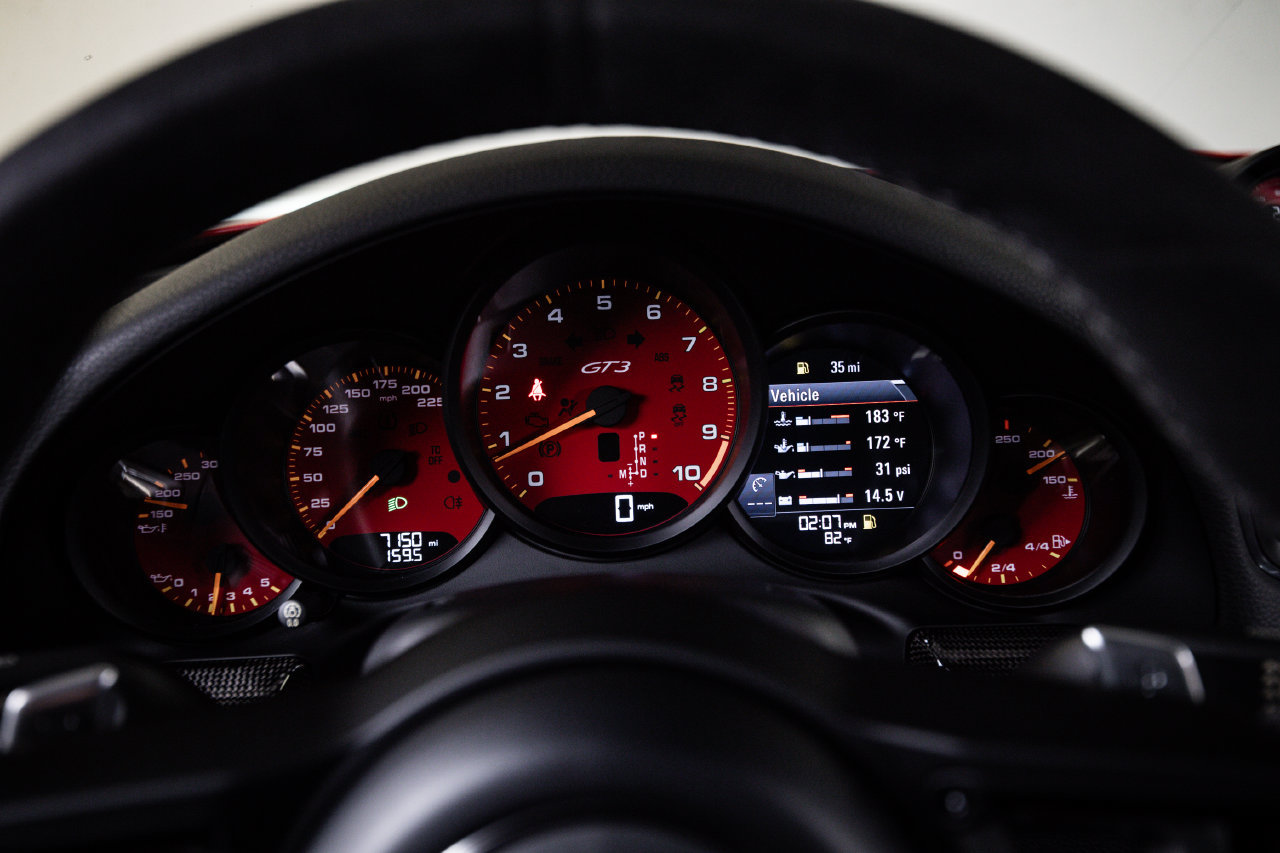 Certified 2018 Porsche 911 GT3 RWD image 15