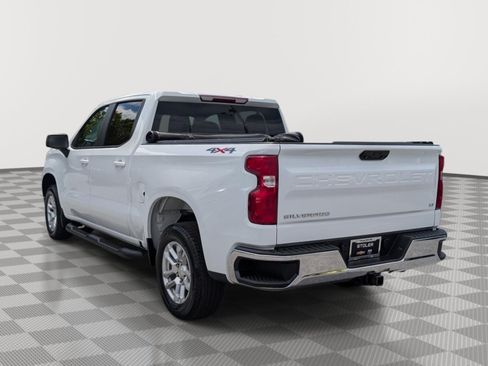 Used 2023 Chevrolet Silverado 1500 LT AWD/4WD image 3
