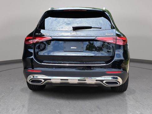 Certified 2025 Mercedes-Benz GLC 350e 4MATIC image 7