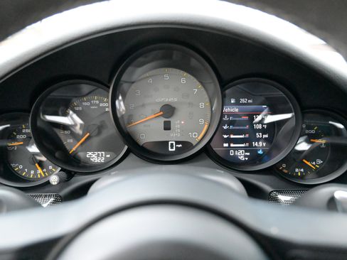 Used 2019 Porsche 911 GT3 RS image 27