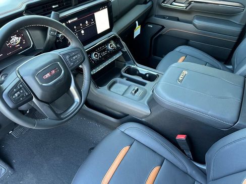 New 2026 GMC Sierra 2500 AT4 w/ AT4 Premium Plus Package AWD/4WD image 10