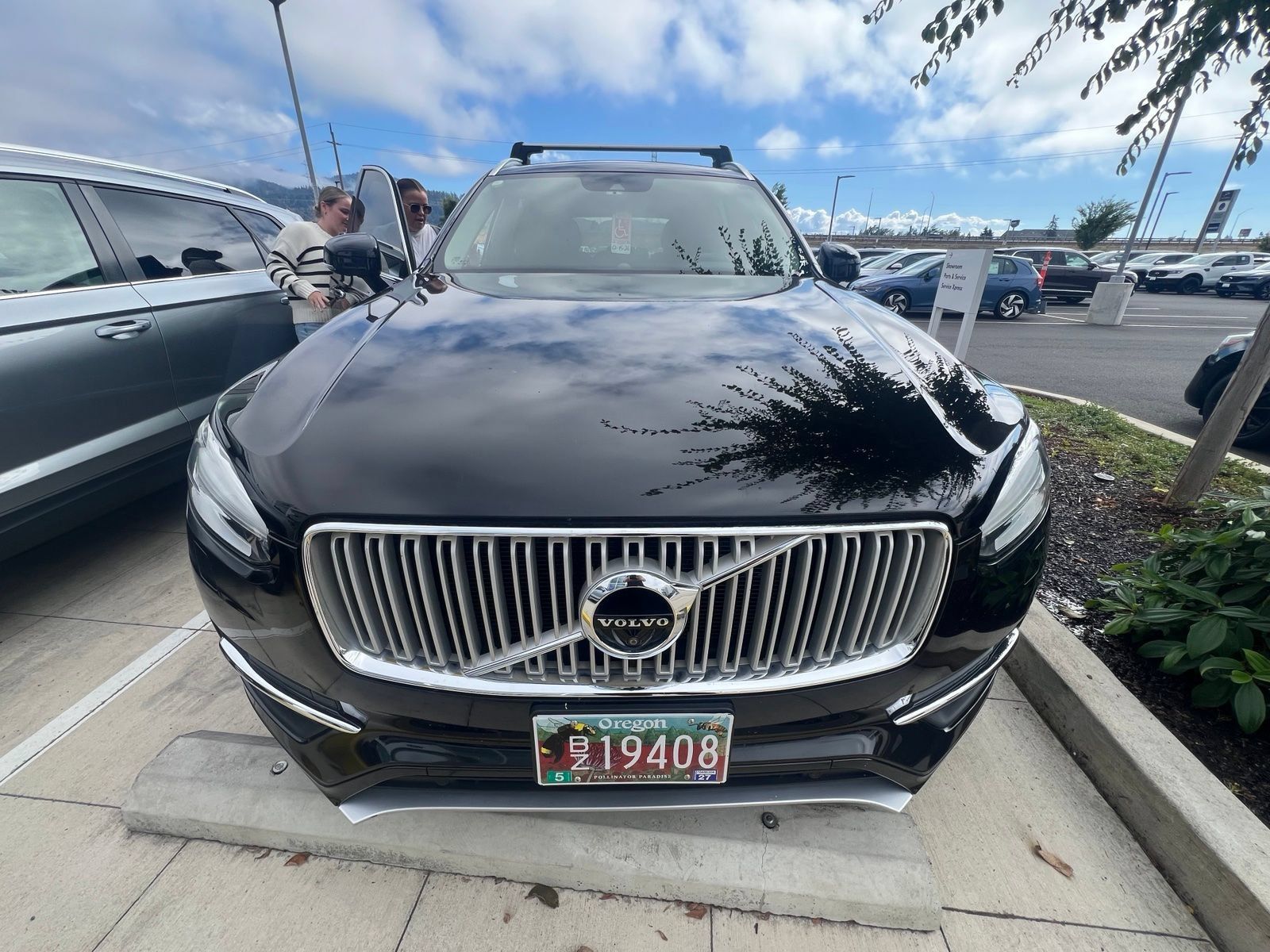 Used 2018 Volvo XC90 T6 Inscription w/ Convenience Package AWD/4WD image 1
