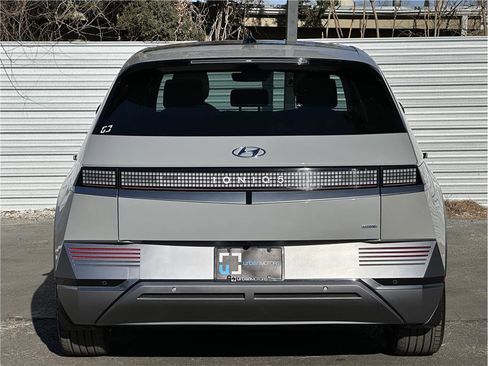 Used 2023 Hyundai Ioniq 5 Limited image 11
