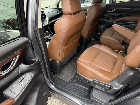 Used 2024 Subaru Ascent Touring w/ Popular Package #2 AWD/4WD image 17