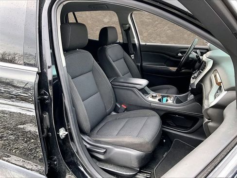 Used 2021 GMC Acadia SLE image 7