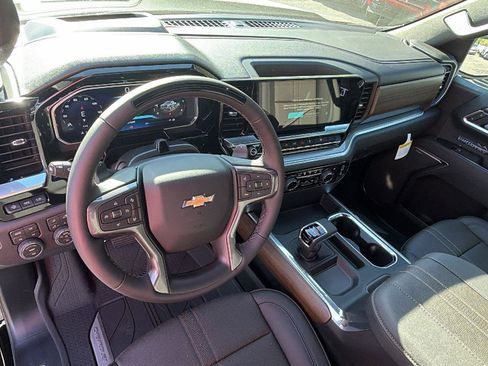 New 2026 Chevrolet Silverado 1500 High Country AWD/4WD image 18