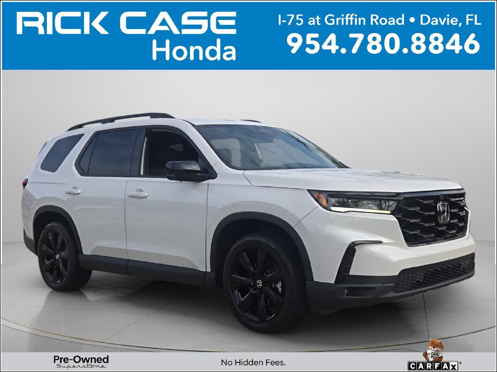 Certified 2025 Honda Pilot Black Edition image 1