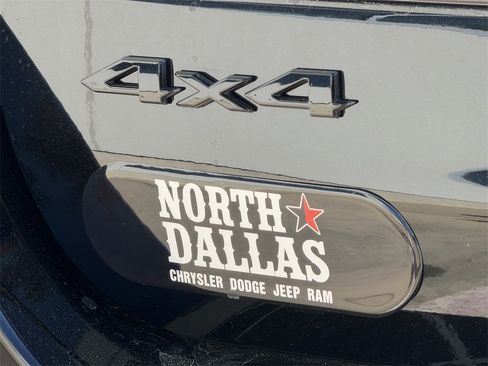 New 2025 Jeep Grand Cherokee L Altitude image 9