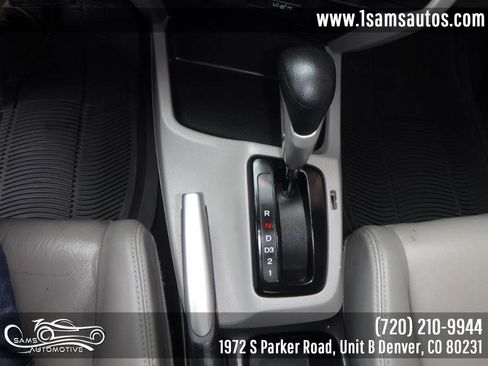 Used 2012 Honda Civic EX-L image 10