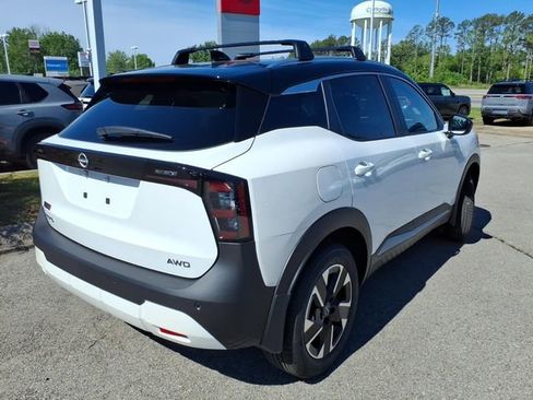 New 2026 Nissan Kicks SV AWD/4WD image 3