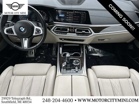 Used 2021 BMW X7 M50i w/ Executive Package image 18