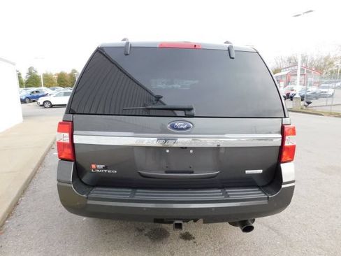 Used 2017 Ford Expedition Limited w/ Equipment Group 301A AWD/4WD image 24