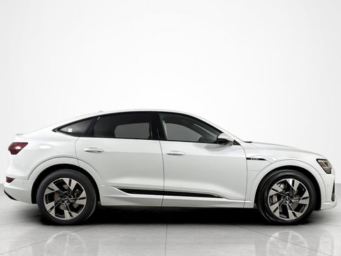 Certified 2023 Audi e-tron Premium w/ Convenience Plus Package AWD/4WD image 6