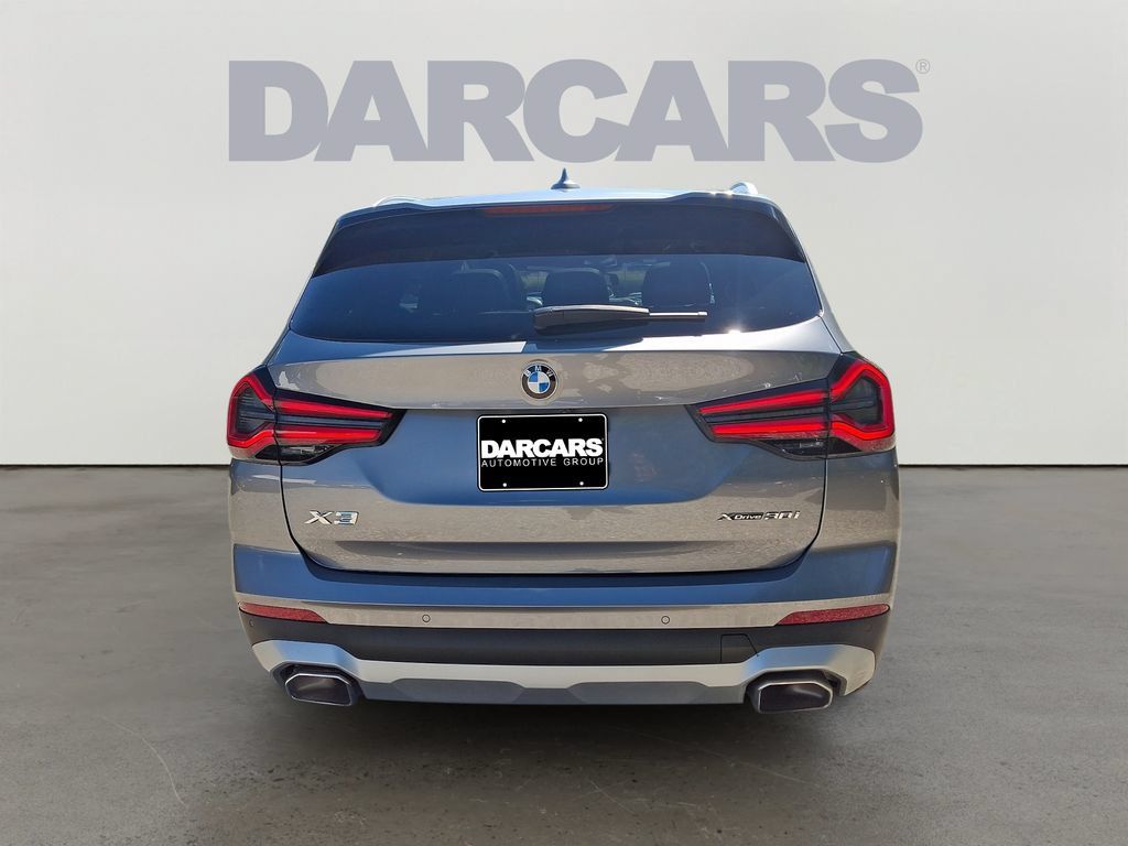 Used 2024 BMW X3 xDrive30i w/ Premium Package AWD/4WD image 5