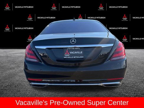 Used 2018 Mercedes-Benz S 560 Sedan image 4