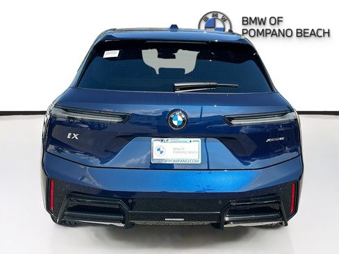 New 2026 BMW iX xDrive45 w/ M Sport Package image 5