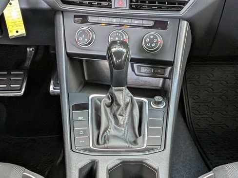 Certified 2023 Volkswagen Jetta Sport FWD image 21