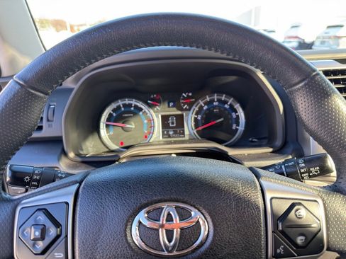 Used 2017 Toyota 4Runner image 20