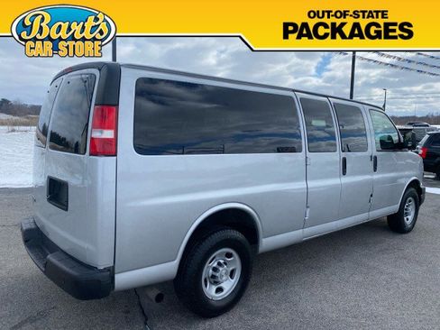 Used 2019 Chevrolet Express 3500 LS image 6