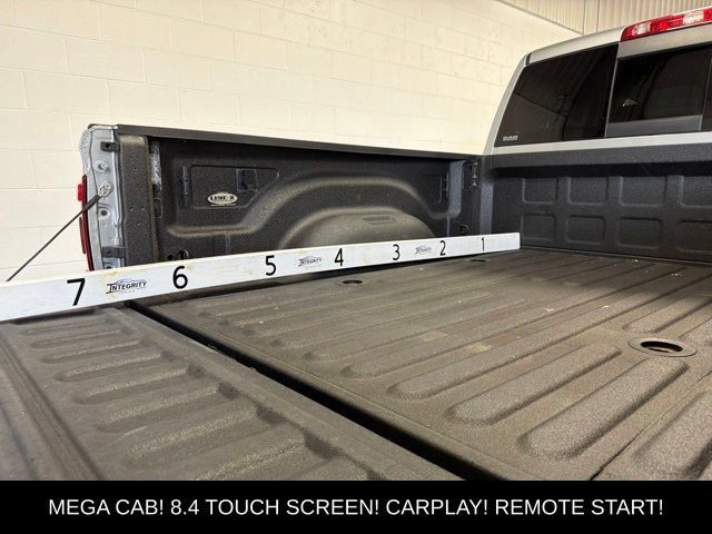 Used 2022 RAM 3500 Big Horn w/ Level C Equiment Group AWD/4WD image 8