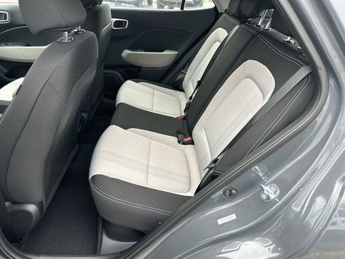 New 2025 Hyundai Venue SEL image 26