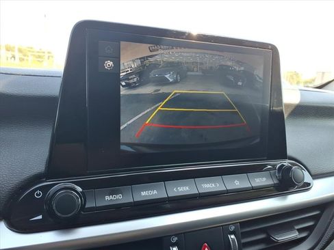 Used 2023 Kia Forte LXS image 19