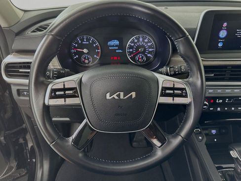 Used 2022 Kia Telluride EX w/ EX Premium Package FWD image 19