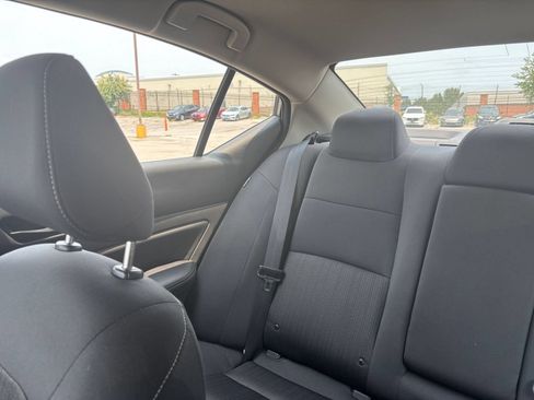 Used 2025 Nissan Altima 2.5 SV FWD image 34