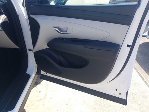 New 2026 Hyundai Tucson SEL FWD image 16